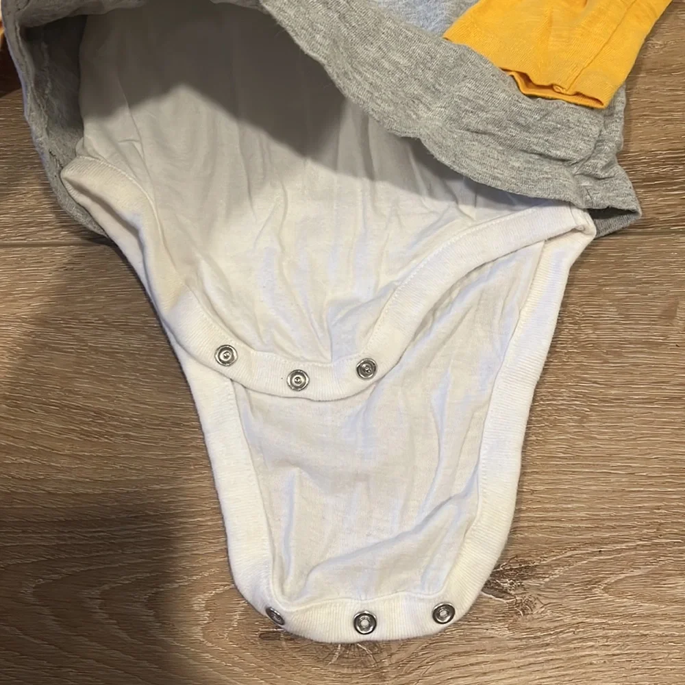 Baby GAP Boys Henley Bodysuit 18-24M Gray Yellow Blue Long Sleeve Onesie